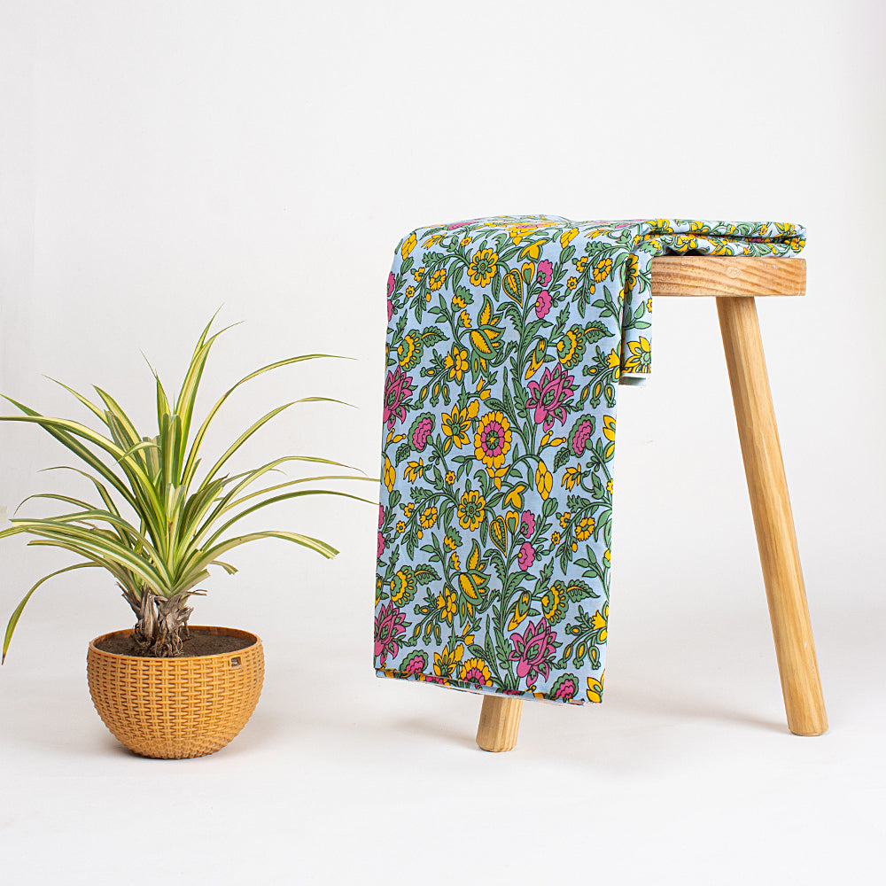 Multicolor Floral Design Printed Cotton Fabric