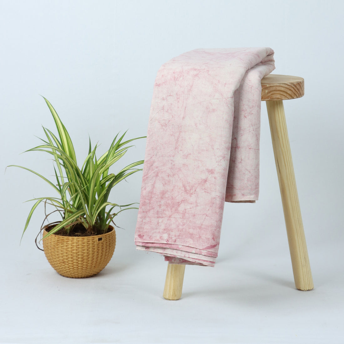 Decorative Pink Natural Hand Dyed Indian Kashish  Pure Cotton Dress Making Fabrics