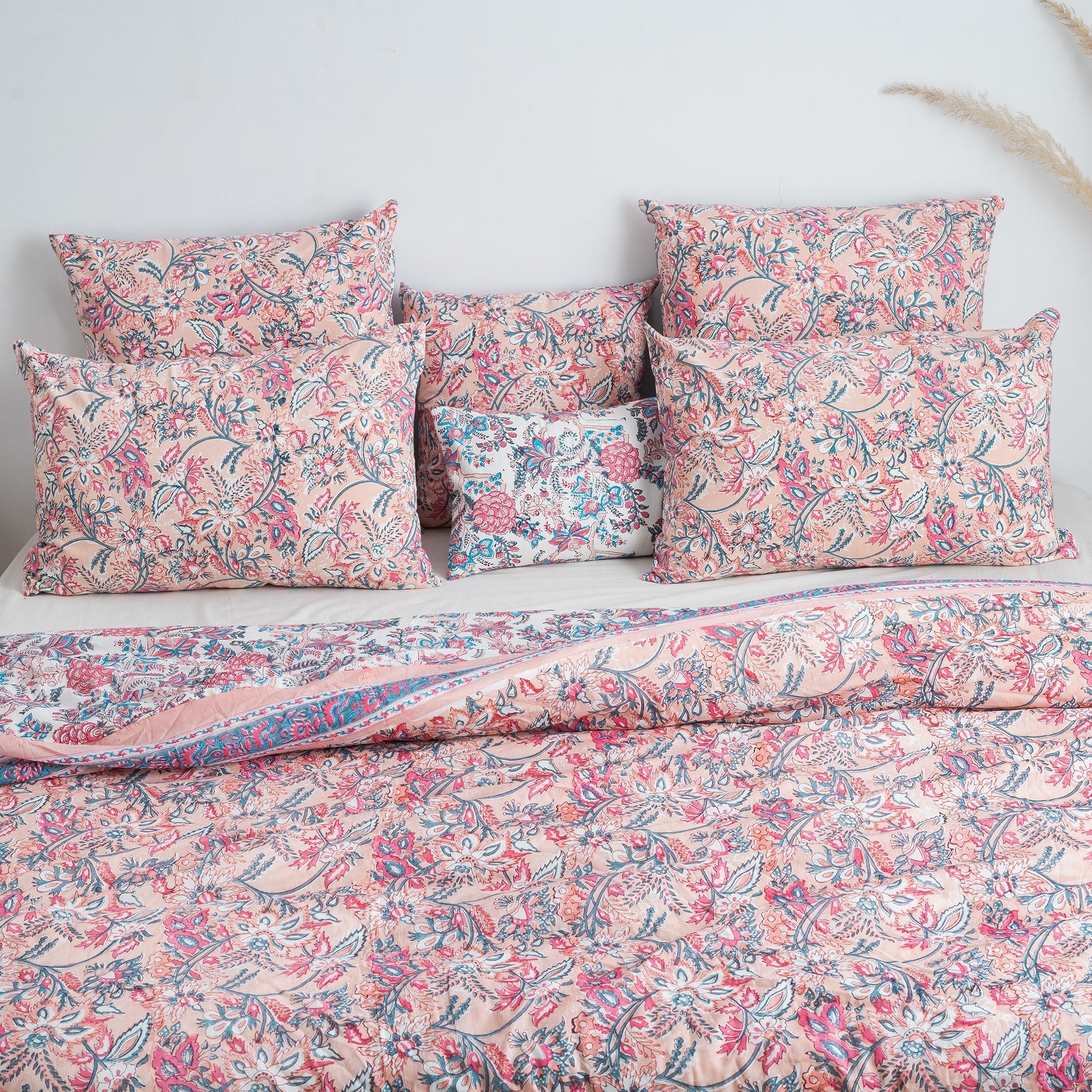 Pink Floral Crafted Pure Cotton King Size Duvet Cover