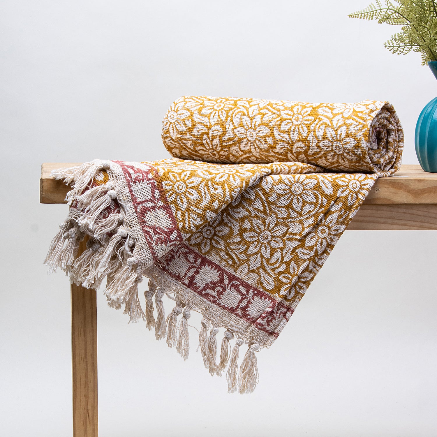 Soft Cotton Yellow Decorative Cozy Throws Blankets Online