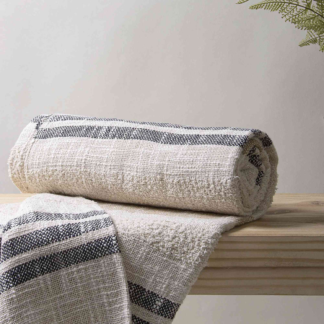 Handmade Super Soft Throw Blanket For Living Room Online