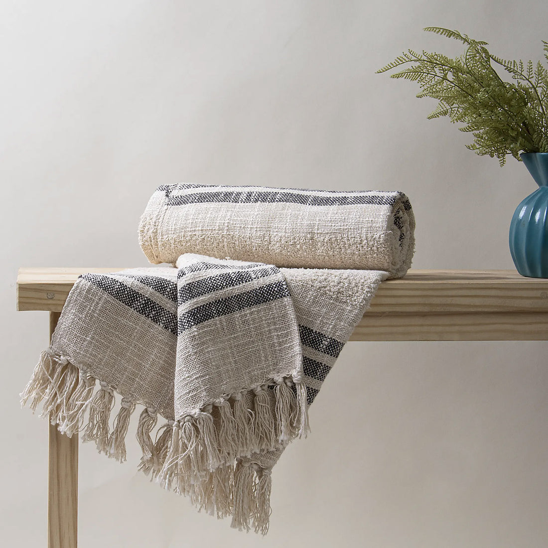 Handmade Super Soft Throw Blanket For Living Room Online