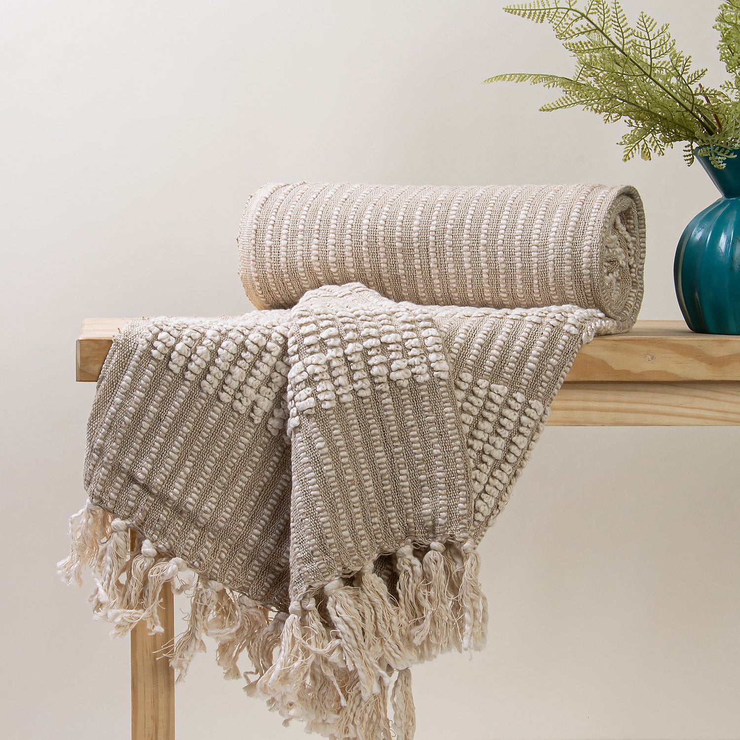 Softest Hand Knitted Cozy Throw Blankets Online