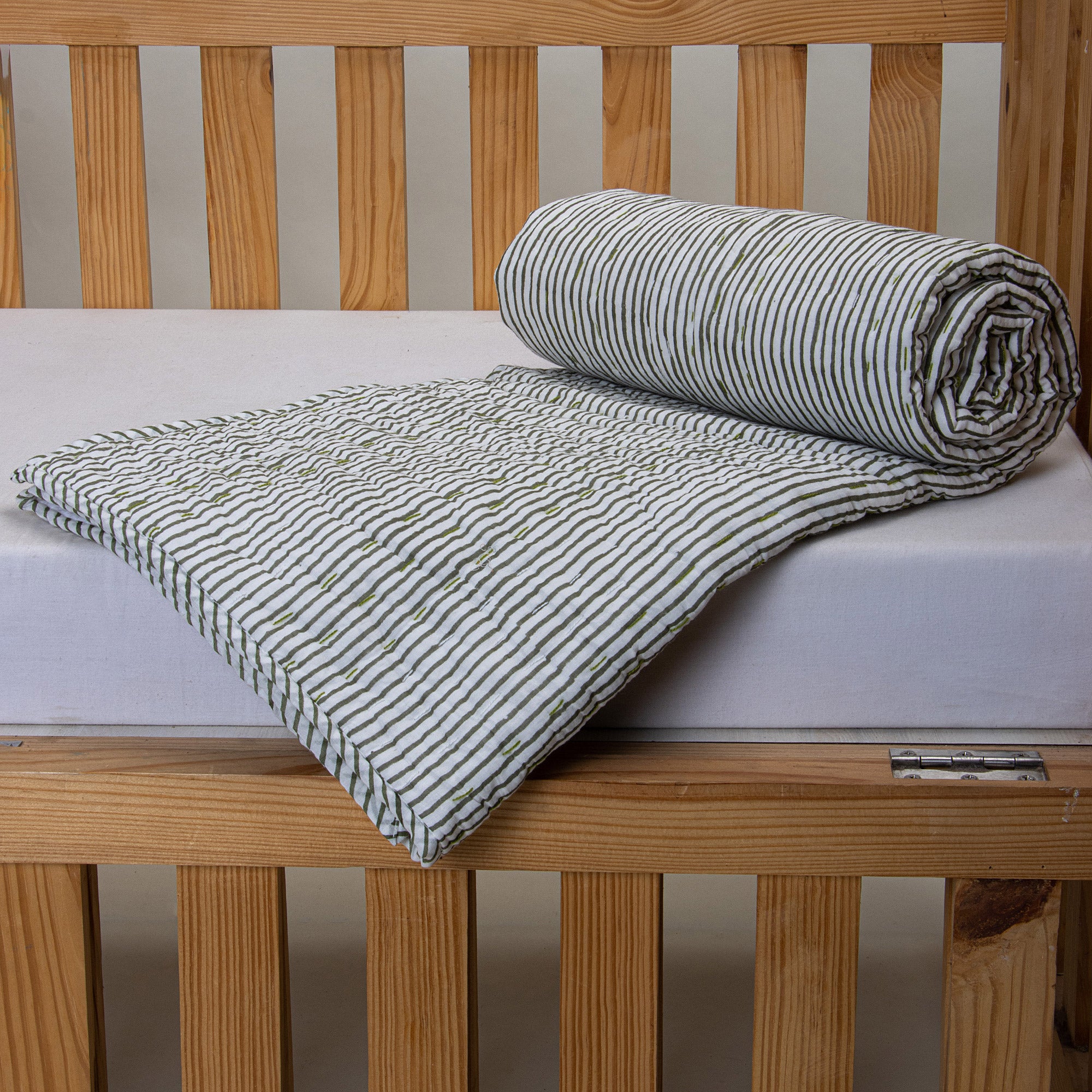 Green Striped Print Cotton Baby Blankets For Summer