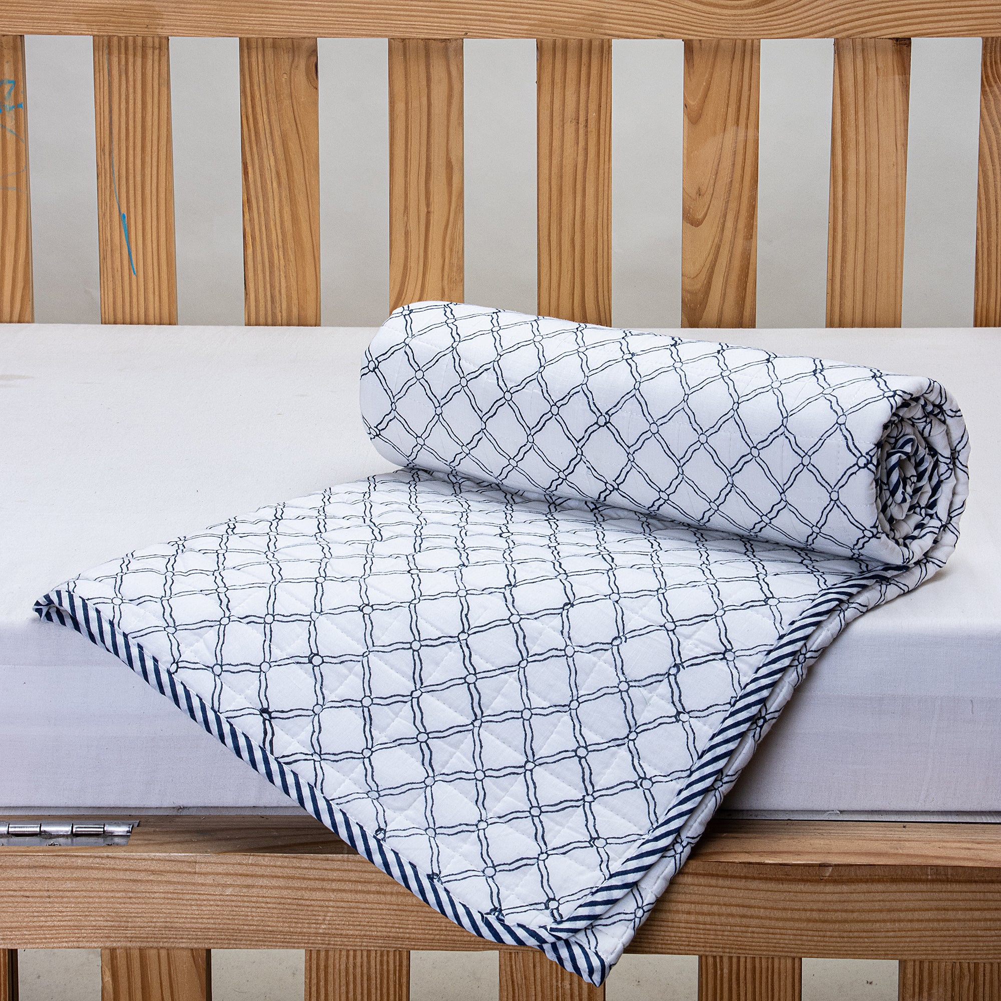 Box Print Soft Cotton Mulmul Best Baby Blankets