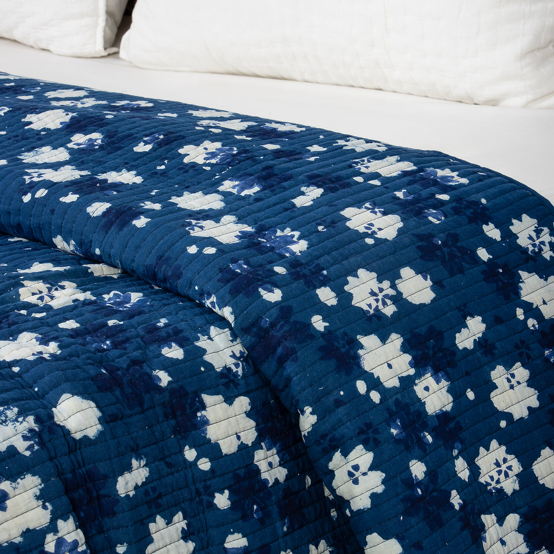 Indigo Blue Abstract Cotton Comforter