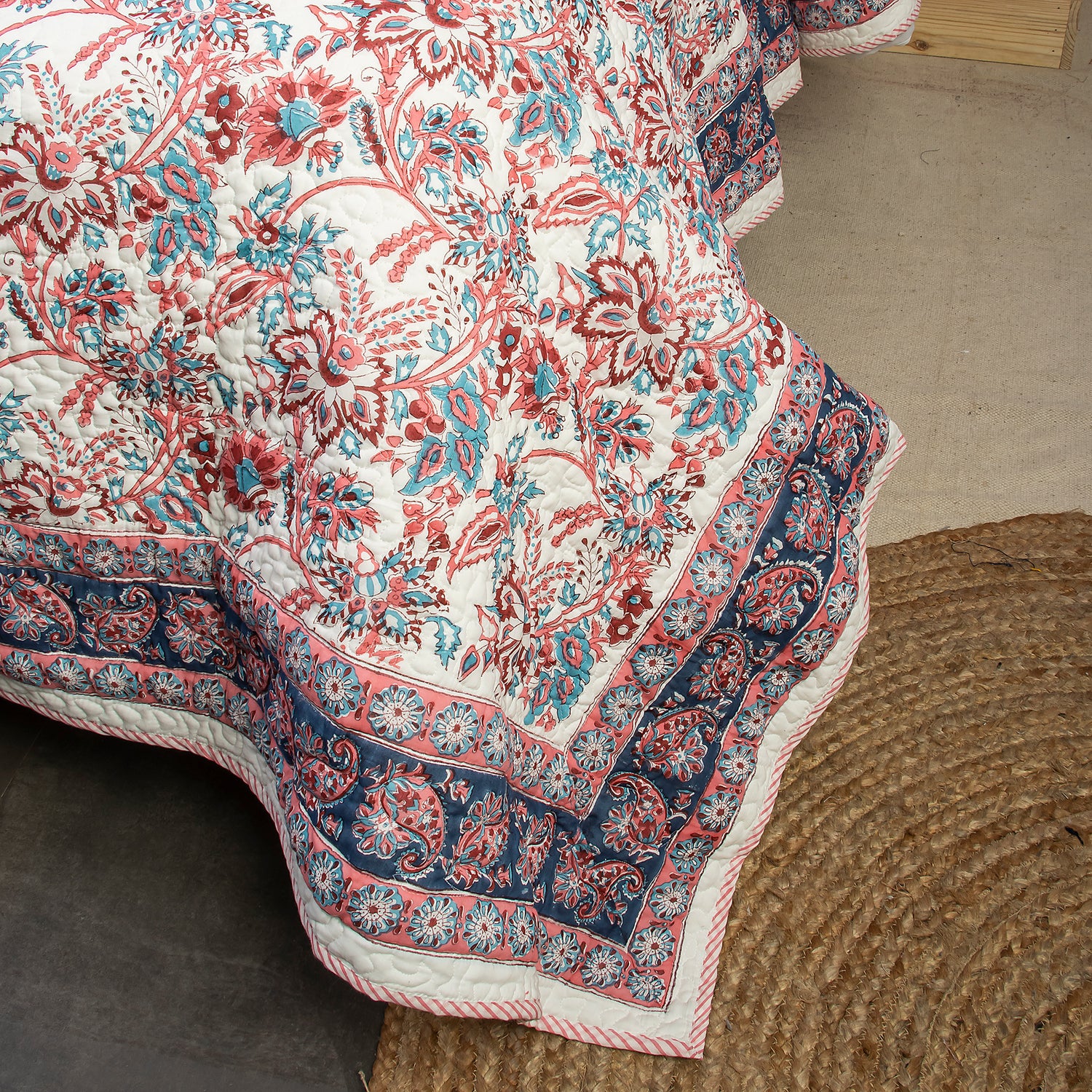 Multicolor Handmade Soft Cotton Jaipuri Quilts floral design 