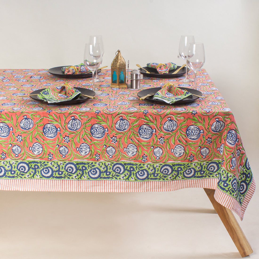 Block Floral Print Table Cover 6 Seater | Table Cover