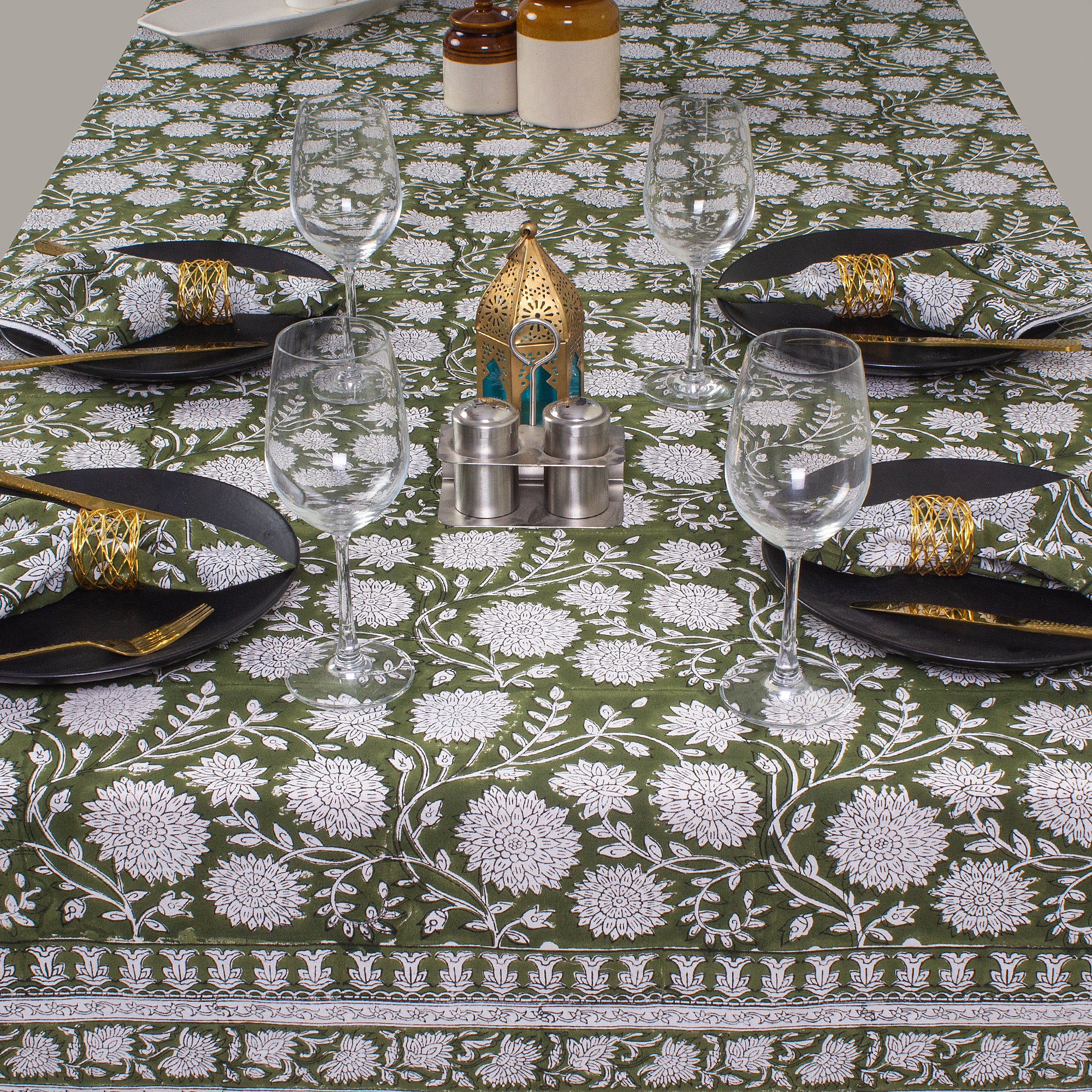 Green Floral Print Dining Table Cover 6 Seater Cotton