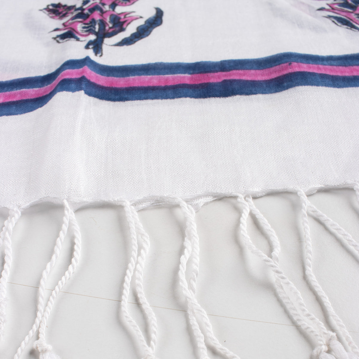 Floral Printed Linen Stole with Tassel Border for Ladies
