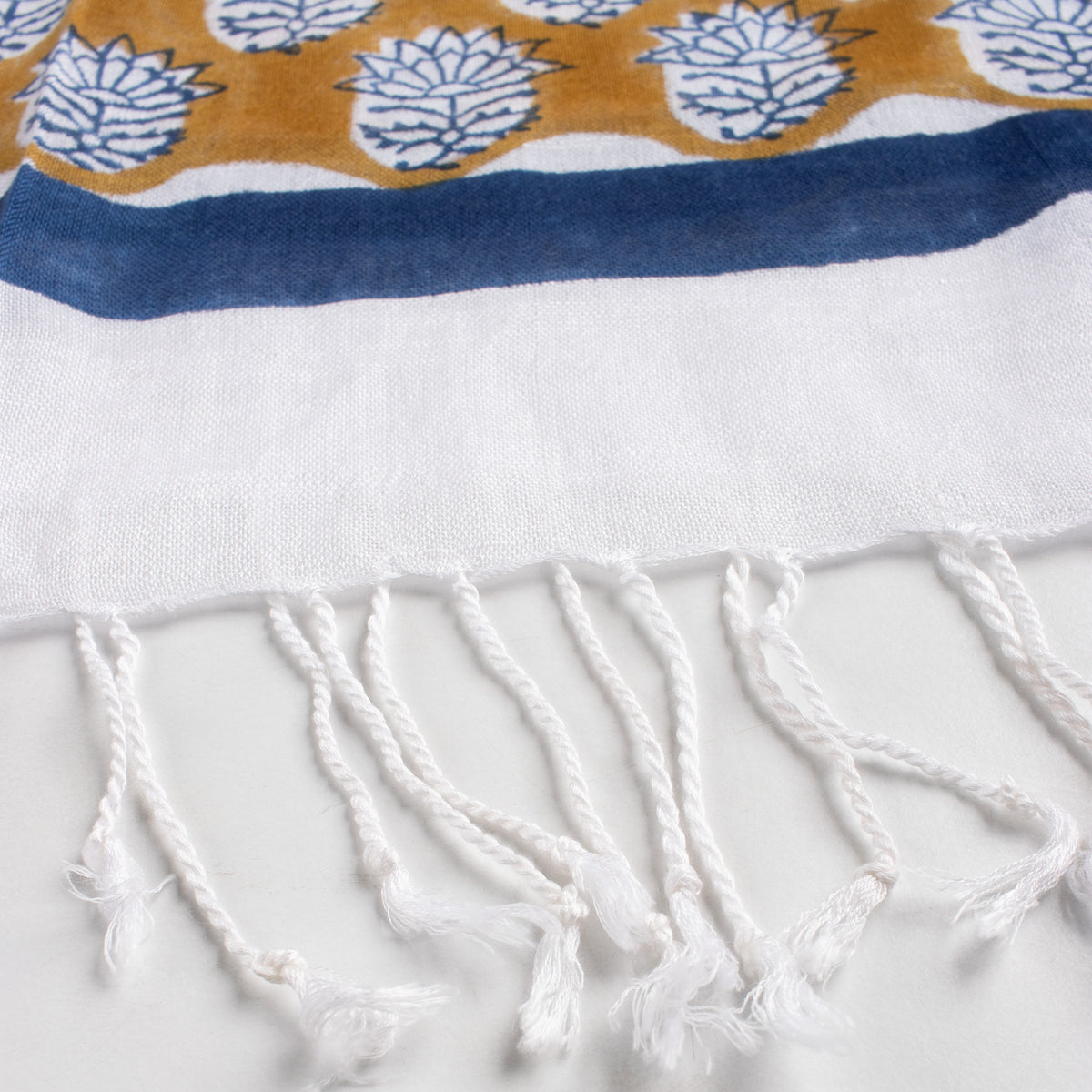 Traditional Floral Printed Hand Block Booti Print Linen Stole
