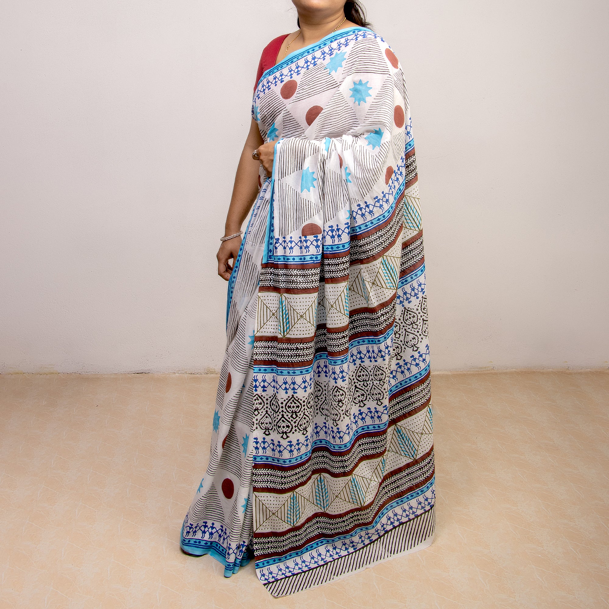 Rajasthani Saree Traditional Tshirts - Buy Rajasthani Saree Traditional  Tshirts online in India