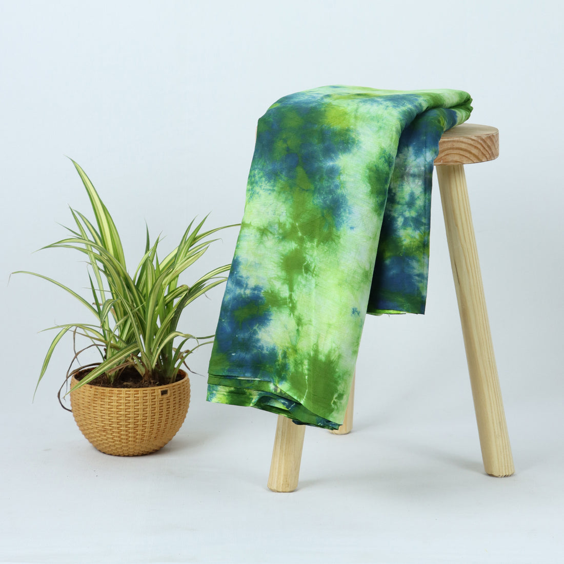Stylish Hand Dyed Cotton Green Tie Dye Shibori Fabric