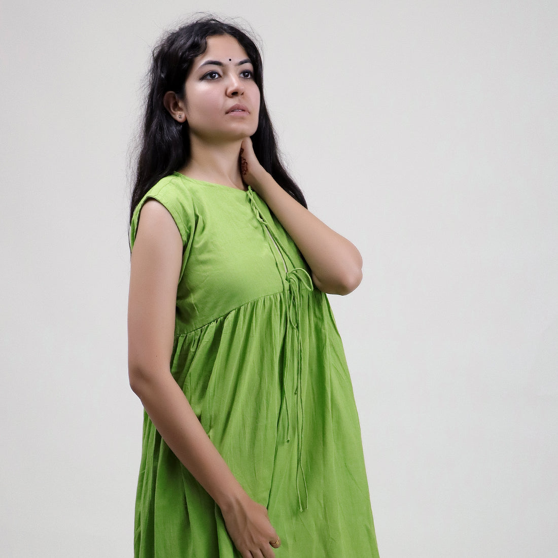 Stylish Solid Green Casual Midi Dress For Ladies