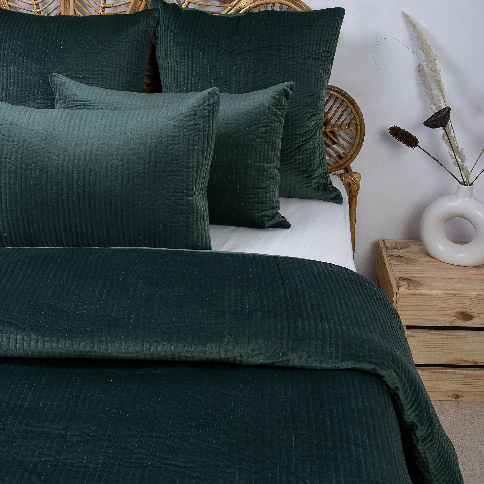 Handmade Luxury Green Soft Velvet Blanket Online