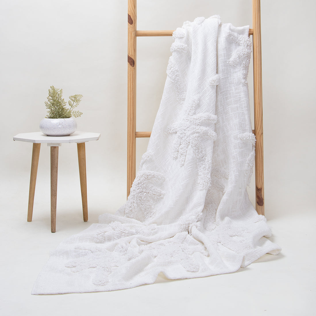 White Handcrafted Sofa 100% Cotton Throw Blanket