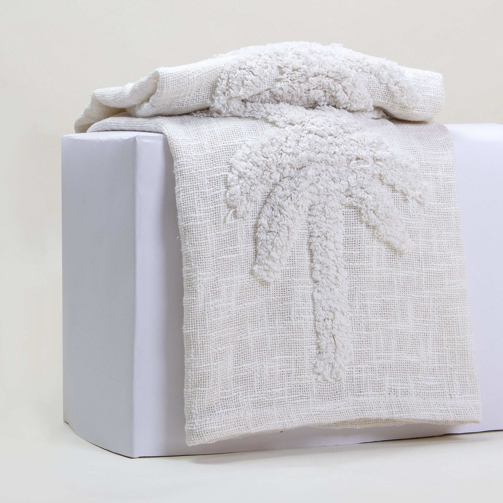 White Handcrafted Sofa 100% Cotton Throw Blanket